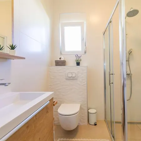 Villa First Hill With Heated Pool * Zaton (Zadar)
